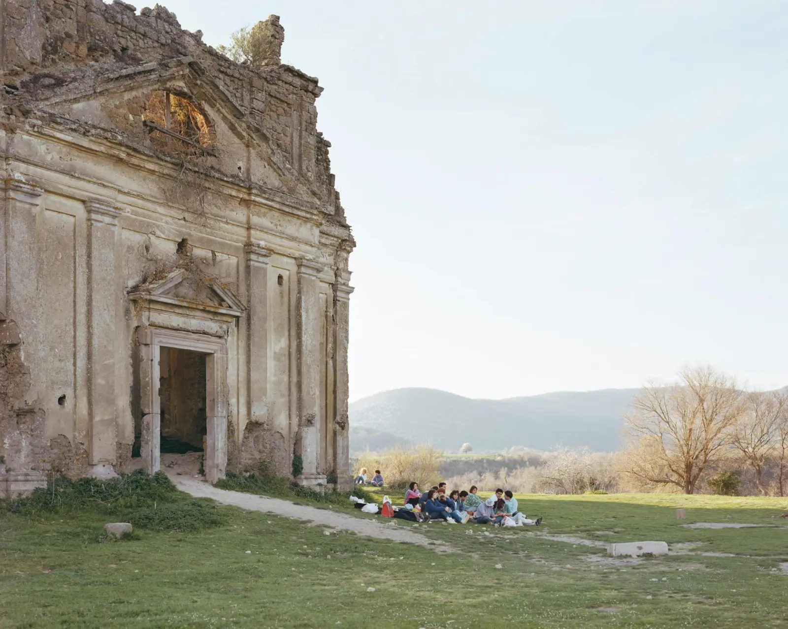 Joel Sternfeld, The Ruins of Canale Monterano, Lazio, Italy, March, 1989, 1989